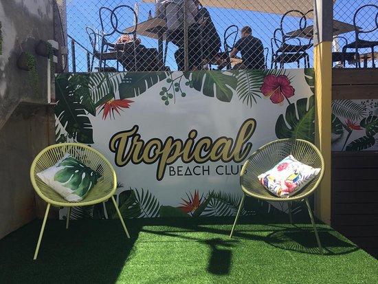 Tropical Beach Club